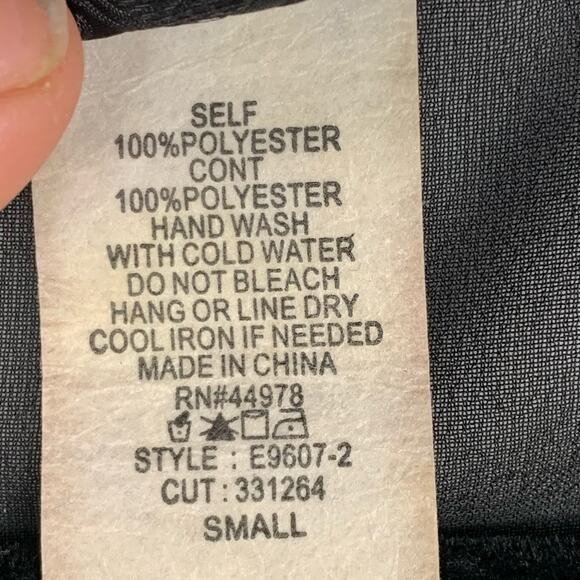 Daytrip Womens Black Sleeveless Sequin Top Size Small Bling Sheer Back Tank Top - Picture 10 of 11